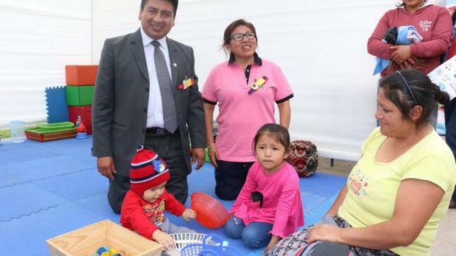 I feria de la ternura descentralizada de niños 0 a 3 años
