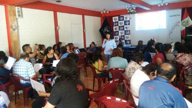 Taller de emprendimiento para docentes y estudiantes “haz realidad tu negocio”