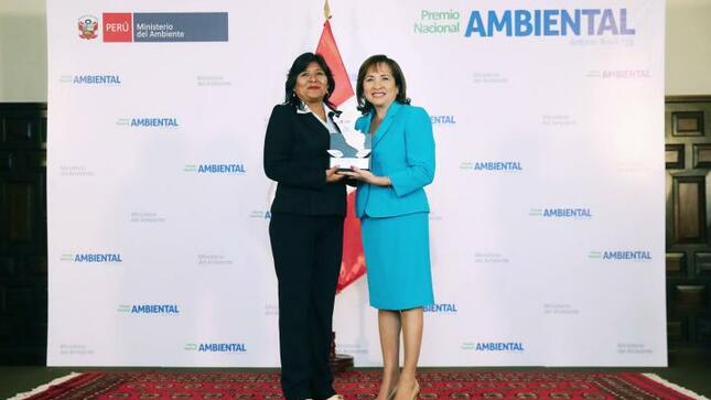 Ministerio del ambiente entregó premio nacional a iei 637