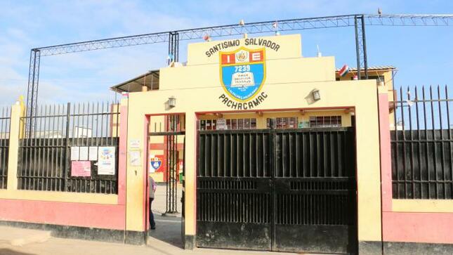 Defensoria del usuario supervisa colegios de lima