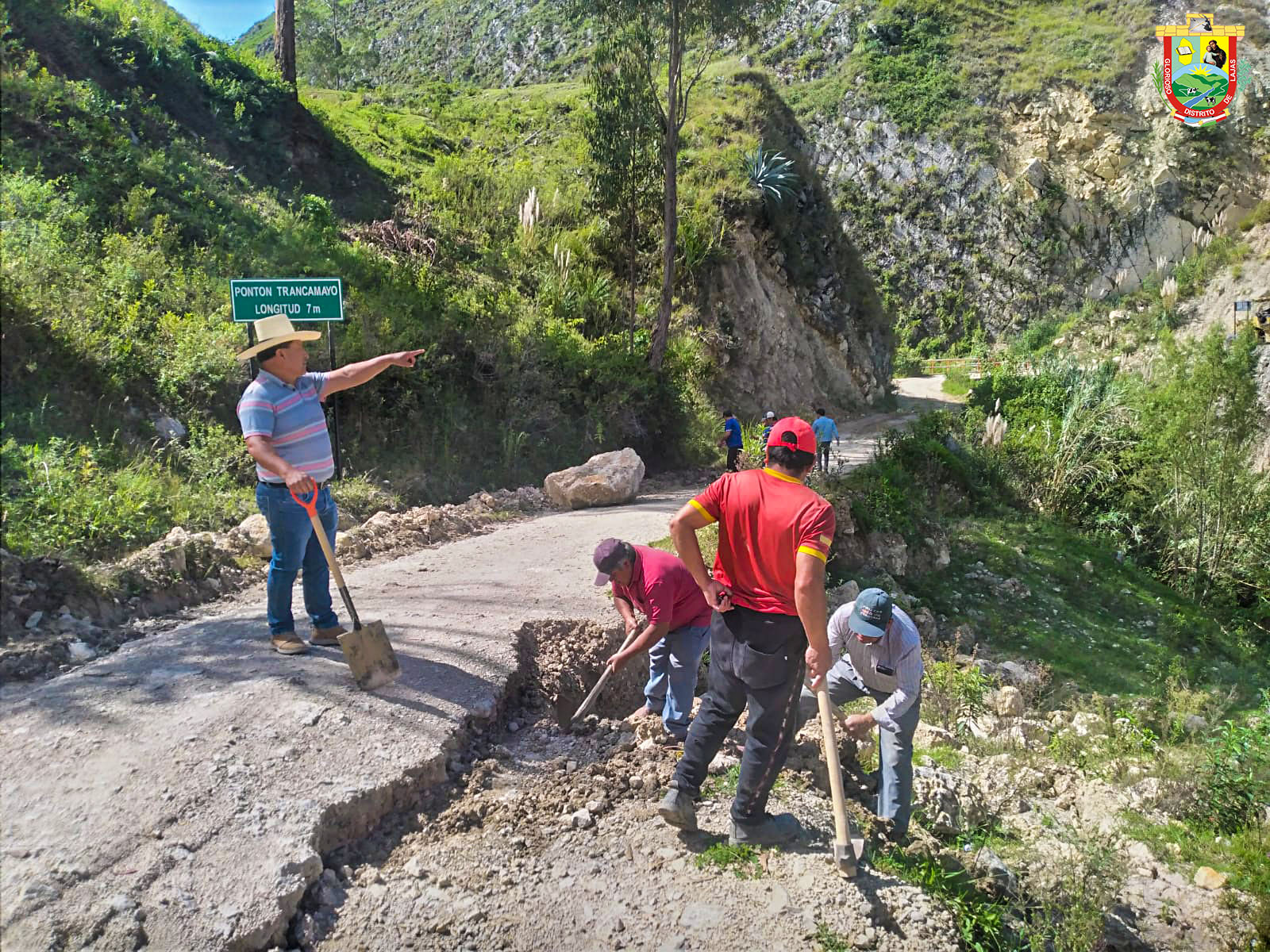 Se arreglan carreteras de Lajas en mal estado por lluvias. 