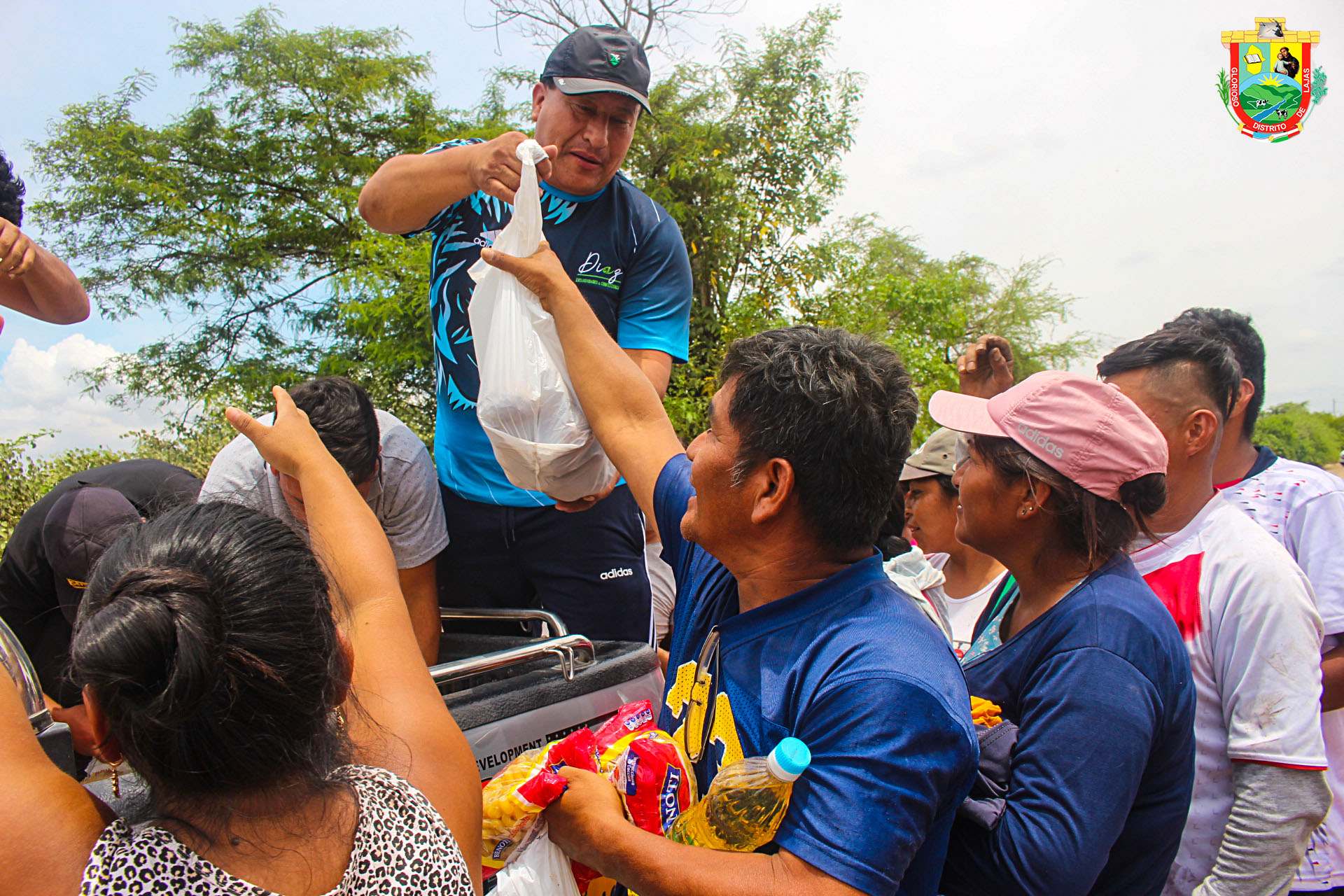 Llegamos desde Lajas para Lambayeque ofreciendo ayuda a los damnificados por fuertes lluvias.