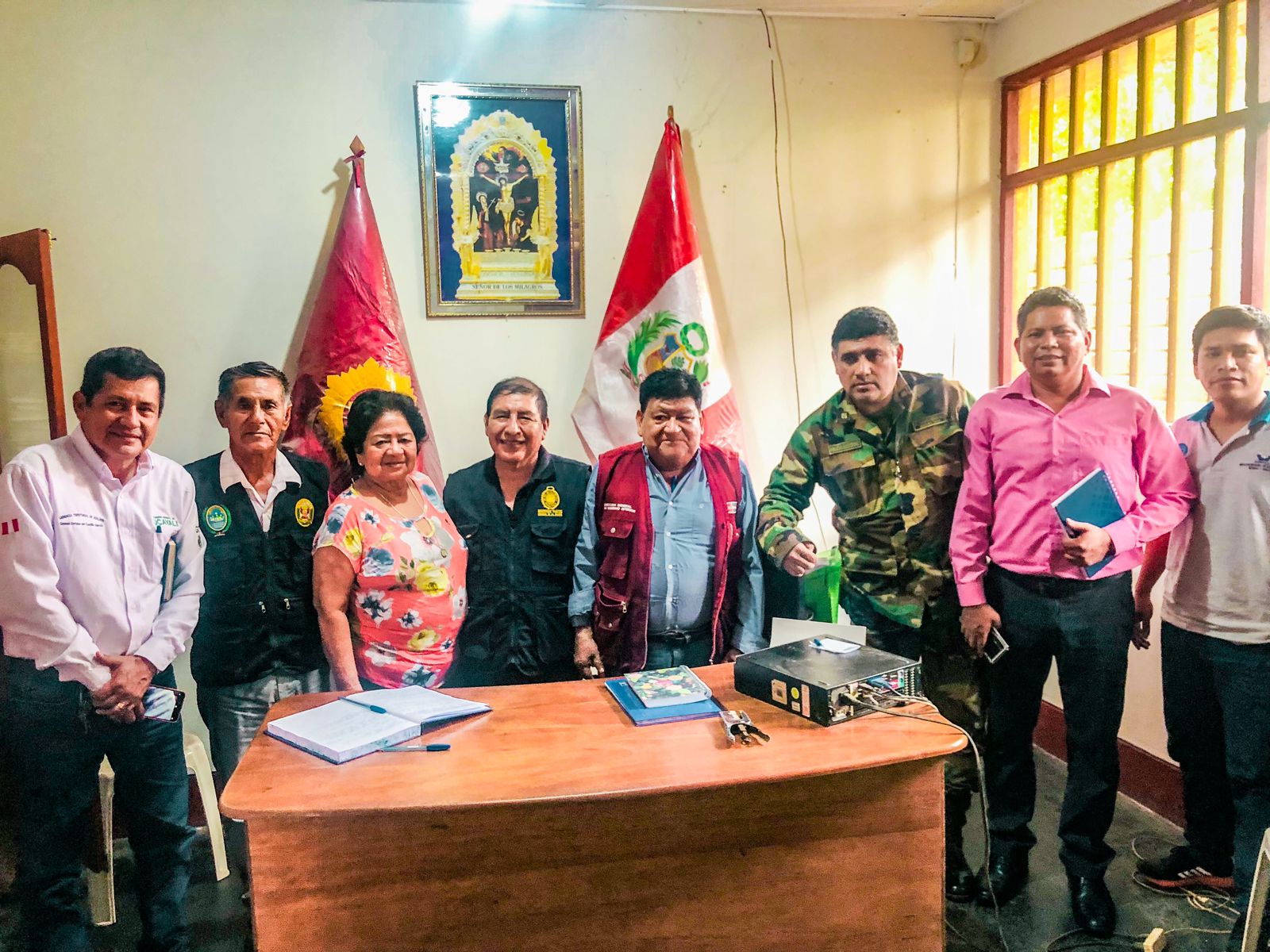 Reunión de autoridades