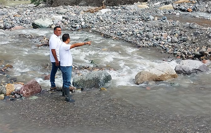 Supervisan avances en labores de rehabilitación de vía departamental a la altura de Chingos en Cajatambo