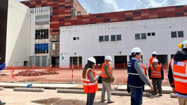 Hospital Antonio Lorena ratifican conclusión del saldo de obra y equipamiento para diciembre de 2024 con S 940 mills. de inversión
