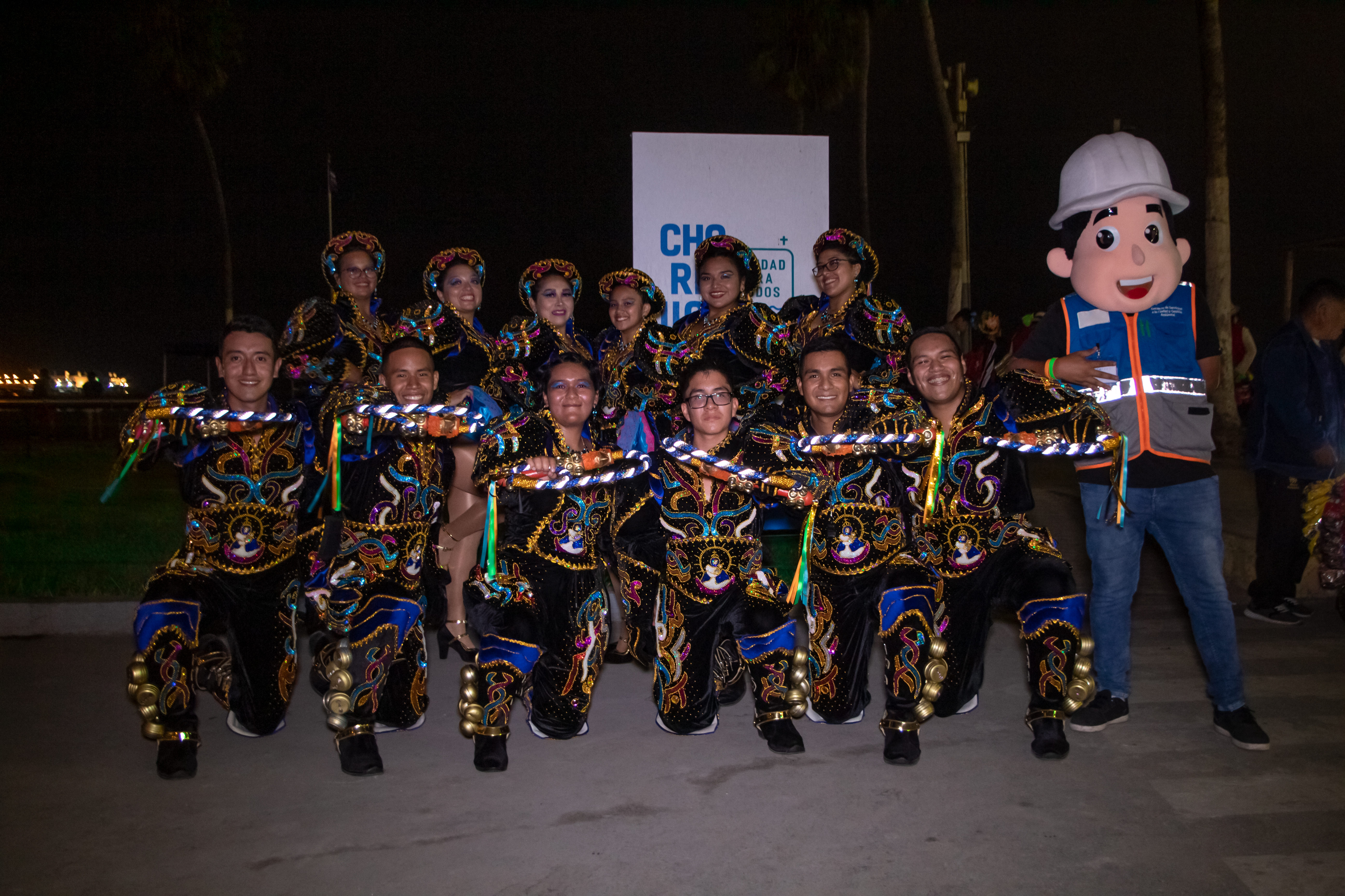 Jóvenes también bailaron como expresión de arte