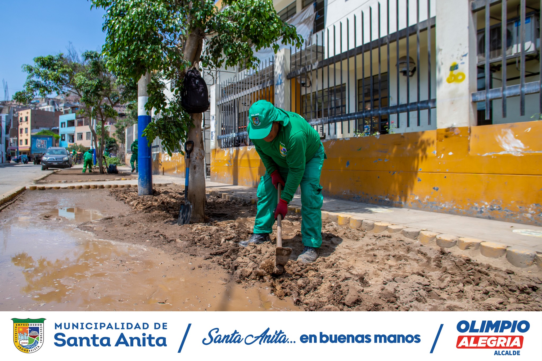 El Personal de Áreas Verdes realizo labores de mantenimiento en el Parque Nocheto. Recortando follajes y arreglando el alumbrado público, con el fin de brindar un espacio recreativo para nuestros vecinos.
