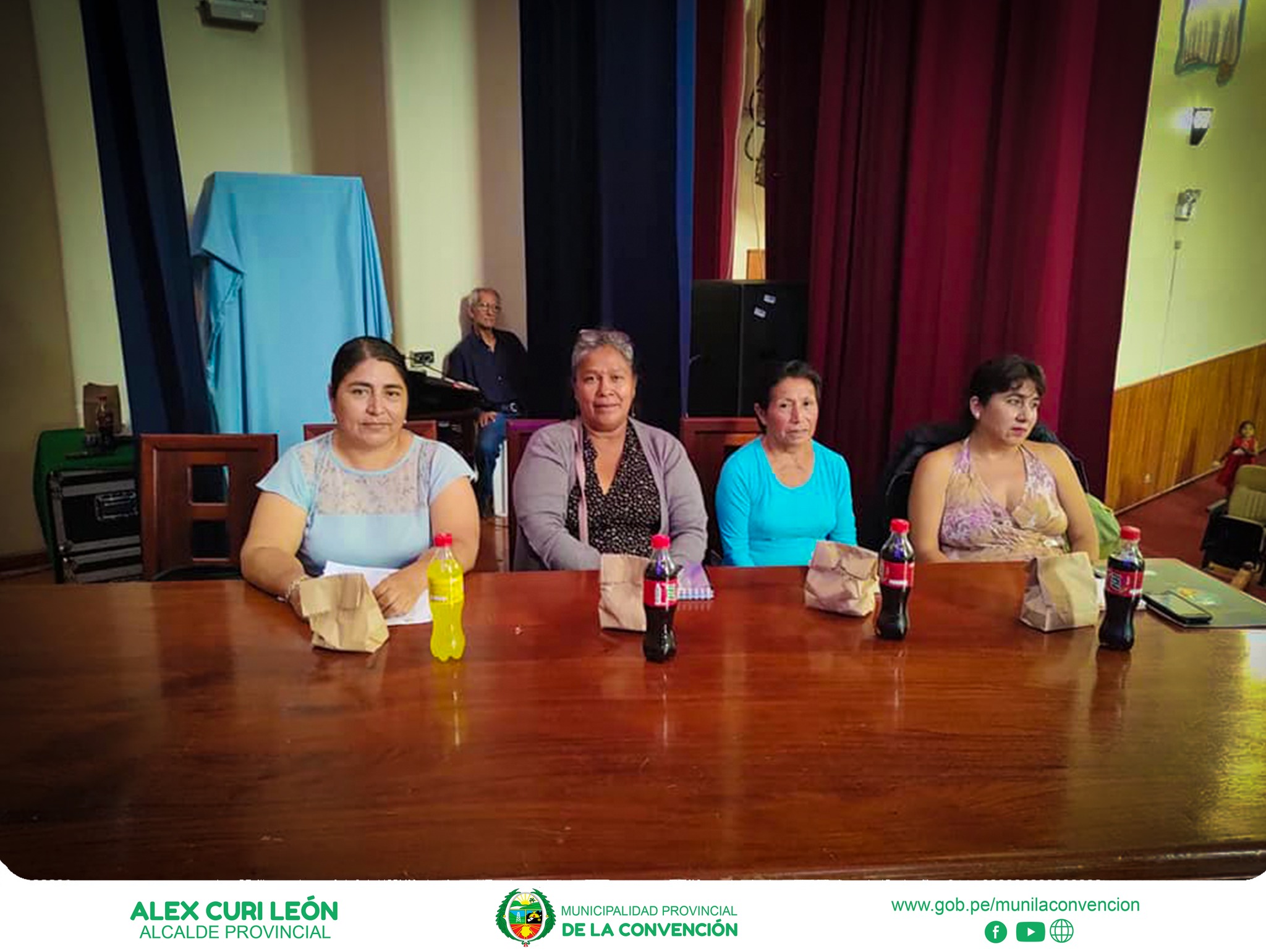 Realizan taller informativo sobre el programa de complementación alimentaria y violencia a la mujer