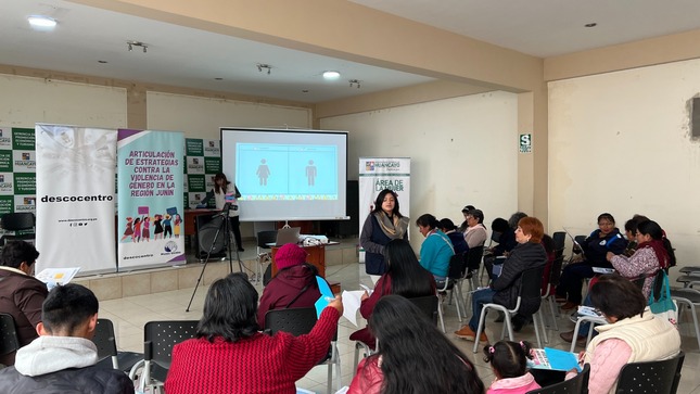 La actividad contó con la participación de 30 mujeres, donde se expuso los siguientes temas: Género, desigualdad, derechos e importancia de la participación de las mujeres en los espacios consultivos 