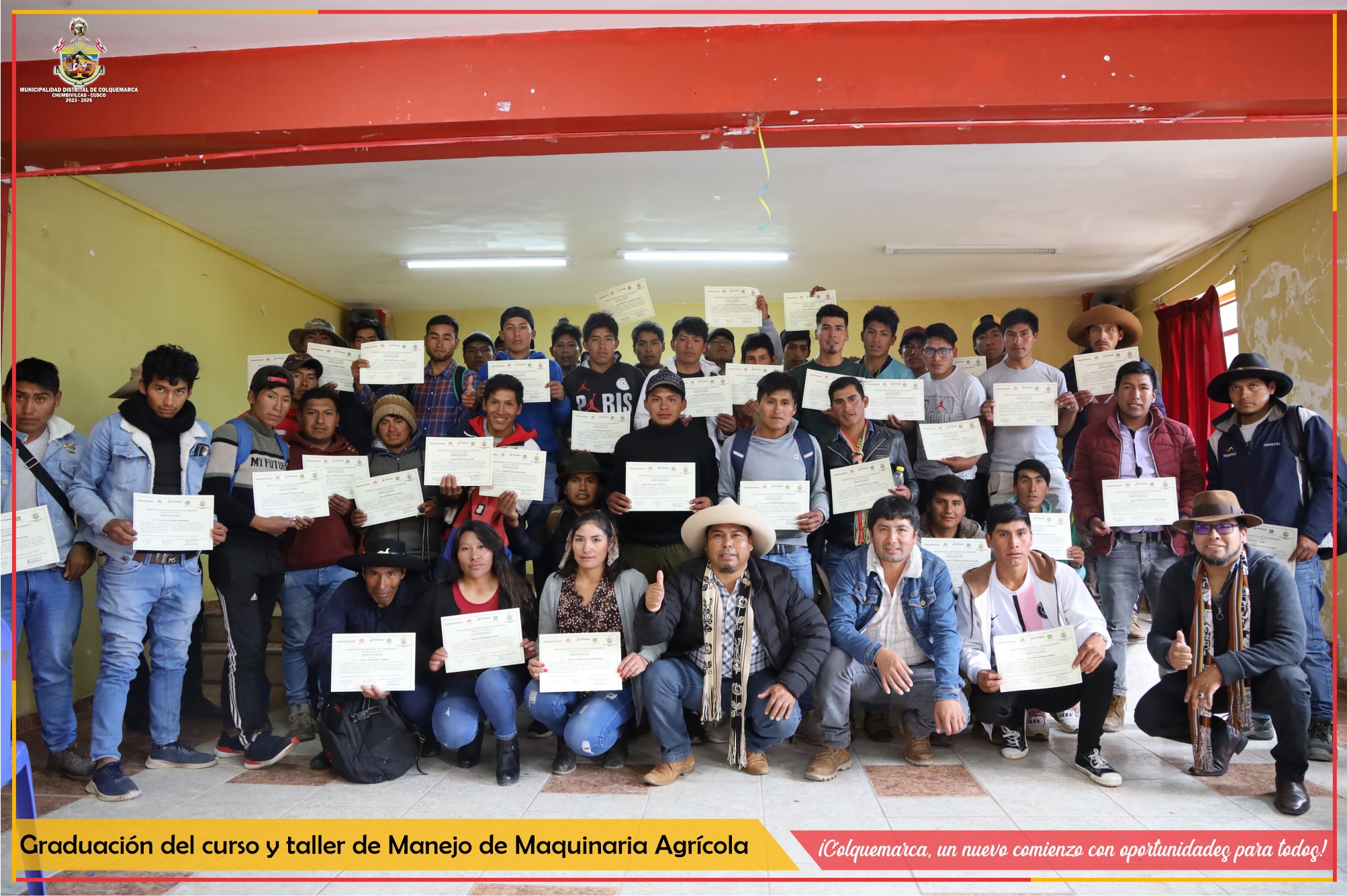 La Municipalidad Distrital de Colquemarca se enorgullece en anunciar la culminación exitosa del curso y taller de manejo de maquinaria agrícola para jóvenes y señoritas, que tuvo como objetivo fomentar el desarrollo económico y productivo en la región. Un total de 120 jóvenes se inscribieron en el taller y 68 de ellos se graduaron, recibiendo su certificación que les abrirá una oportunidad más en el campo laboral.
La decisión política del alcalde Prof. Santos Oviedo Ataucuri y su plana de regidores hizo posible que se realizara este taller, brindando herramientas laborales a los jóvenes del distrito y promoviendo el desarrollo económico en la región.
Esta capacitación se enmarcó dentro del proyecto “Ampliación de la frontera Agrícola, Mitigación al cambio climático y Desarrollo de cultivos en el Distrito de Colquemarca”, cuyo residente es el Ing. Roniel Challa Zúniga. Es importante destacar que la Municipalidad Distrital de Colquemarca es la única a nivel de la provincia de Chumbivilcas en haber realizado dicho taller.
Los egresados de este taller serán los primeros en ser llamados como tractoristas en la Municipalidad Distrital de Colquemarca, lo cual les permitirá aplicar los conocimientos adquiridos, crecer profesionalmente y contribuir al desarrollo económico y productivo de nuestro querido distrito.
La Municipalidad Distrital de Colquemarca se enorgullece del éxito de este taller y continuará trabajando arduamente para brindar oportunidades de capacitación y desarrollo a los jóvenes y señoritas del distrito.
¡Colquemarca, un nuevo comienzo con oportunidades para todos!
Prof. Santos Oviedo Ataucuri - Alcalde
Gestión 2023 - 2026