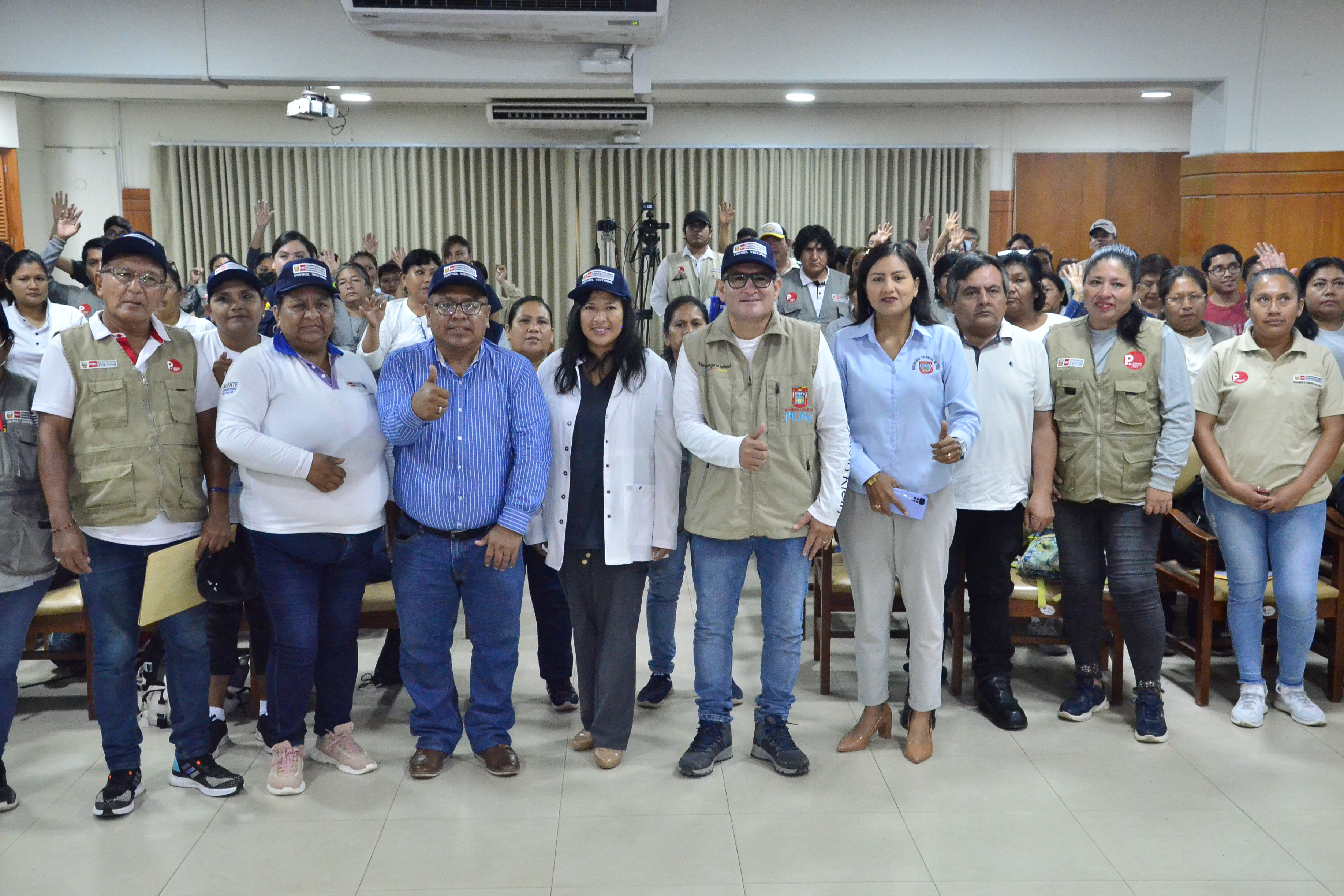 Las autoridades se unen contra el dengue