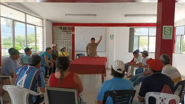 Reunión con los agricultores