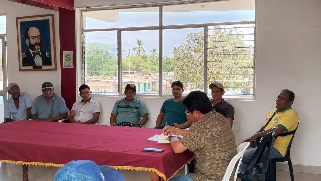 Reunión con los agricultores.
