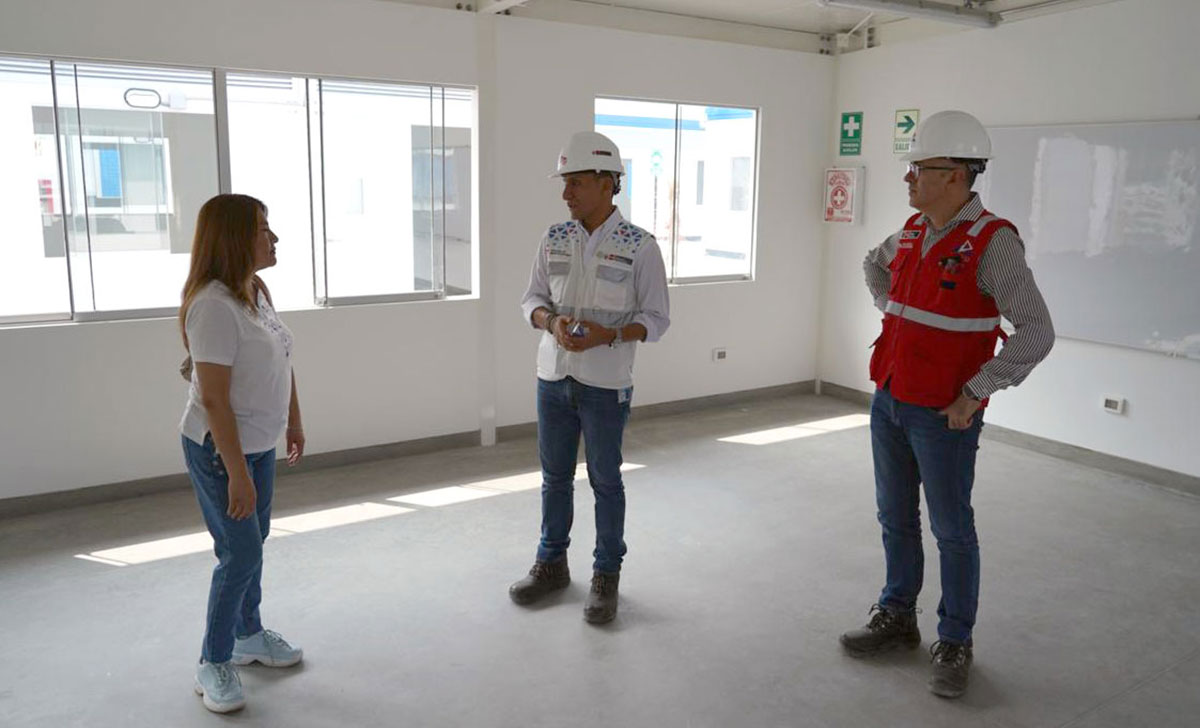 Comunidad educativa de la IE 6094 Santa Rosa de Chorrillos ya cuenta con su escuela temporal