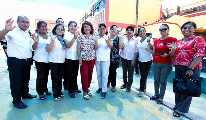 Gobernadora Rosa Vásquez toma decisión política de construir nuevo colegio “Nuestra Señora Del Carmen” en Imperial