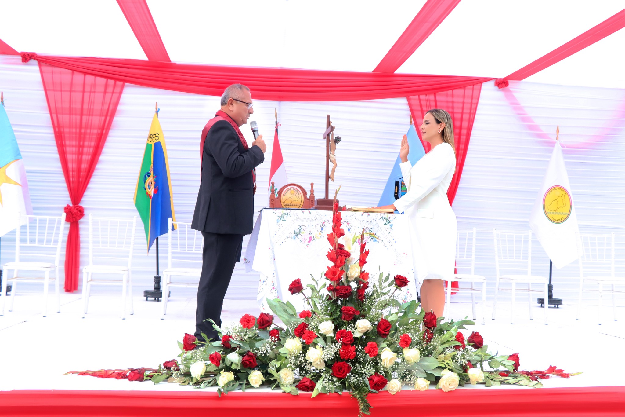 Ceremonia de juramentación de nuevas autoridades para el período 2023 -2026 en la región Tumbes.