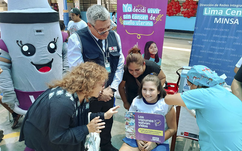 Foto 4 de Diris Lima Centro realiza el lanzamiento de vacunación contra el VPH a niñas y niños del 5to grado de primaria en instituciones educativas