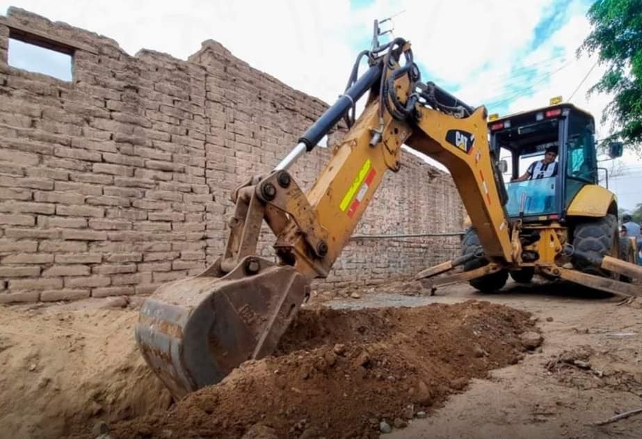 GORE trabaja con 9 maquinarias en puntos críticos de Pacasmayo
