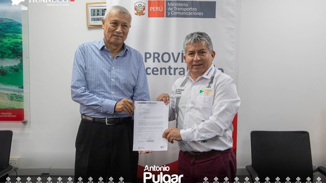 Convenio para mejoramiento de vías departamentales en Huánuco 