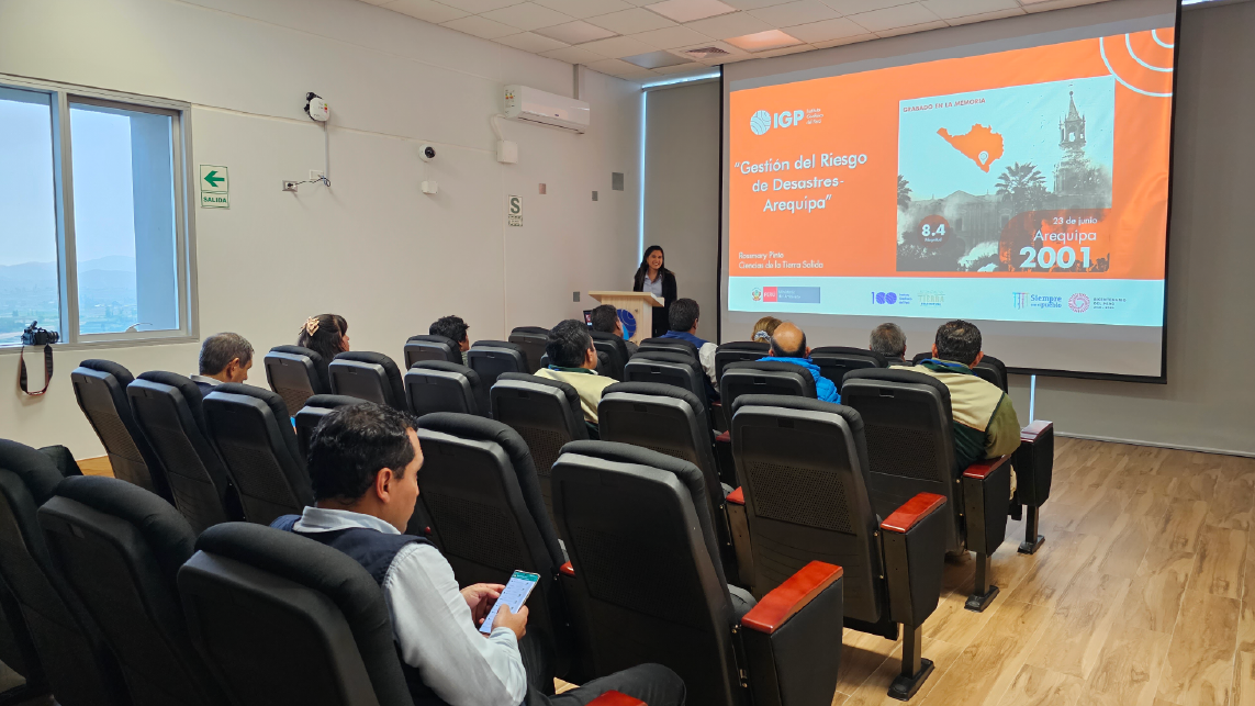 Exposición sobre peligro sísmico.