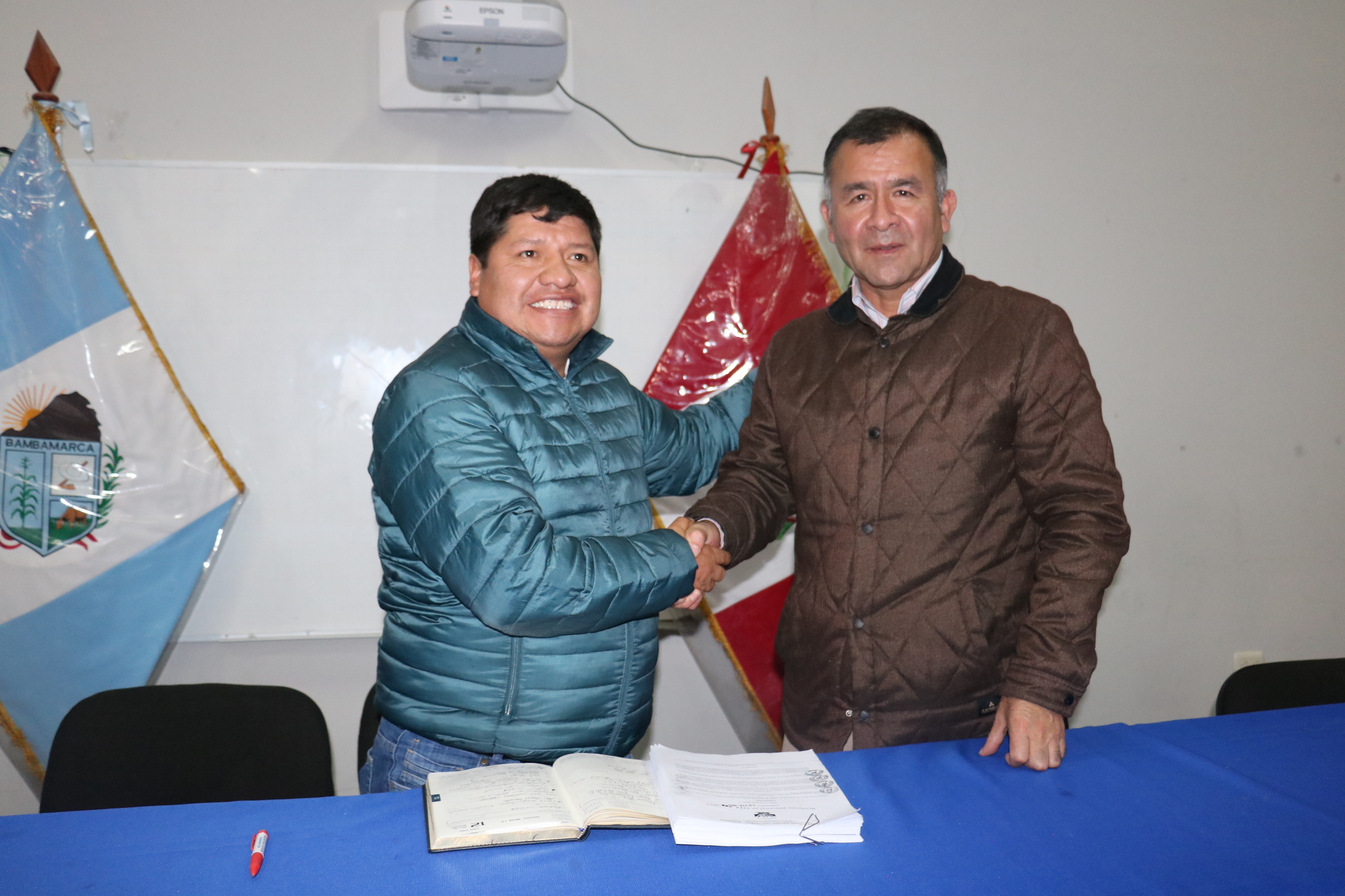 Nota de prensa del convenio entre UGEL y Municipalidad de Hualgayoc