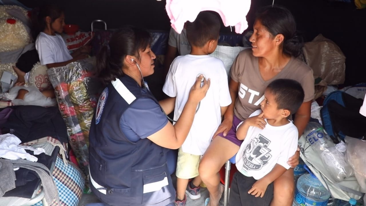 Minsa atendió a más de 2000 personas afectadas por desborde del río chillón en Lima norte 