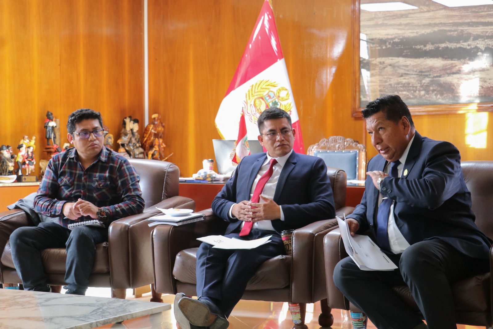 El alcalde Dennys Cuba Rivera presidió la Sesión Ordinaria del Comité Directivo del Instituto Vial Provincial, en la que aprobaron el balance de estados financieros y la memoria anual del 2022.