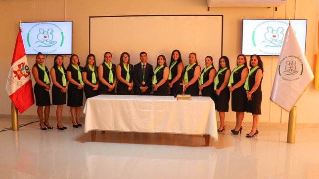 En una emotiva ceremonia fueron juramentadas las integrantes de la Asociación de Damas filial Locumba.