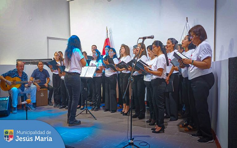 La Municipalidad de Jesús María organizó una noche cultural musical 🎼