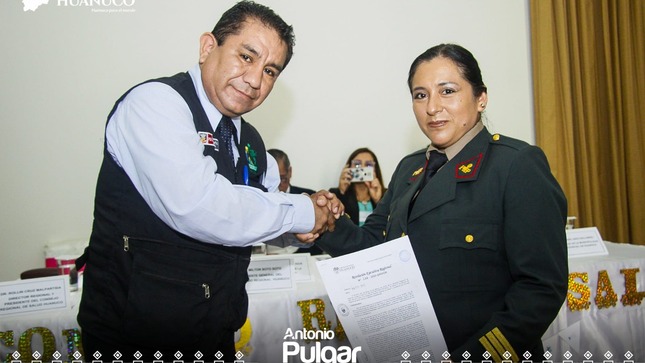Juramento al nuevo presidente del Consejo Regional de Salud y equipo de trabajo