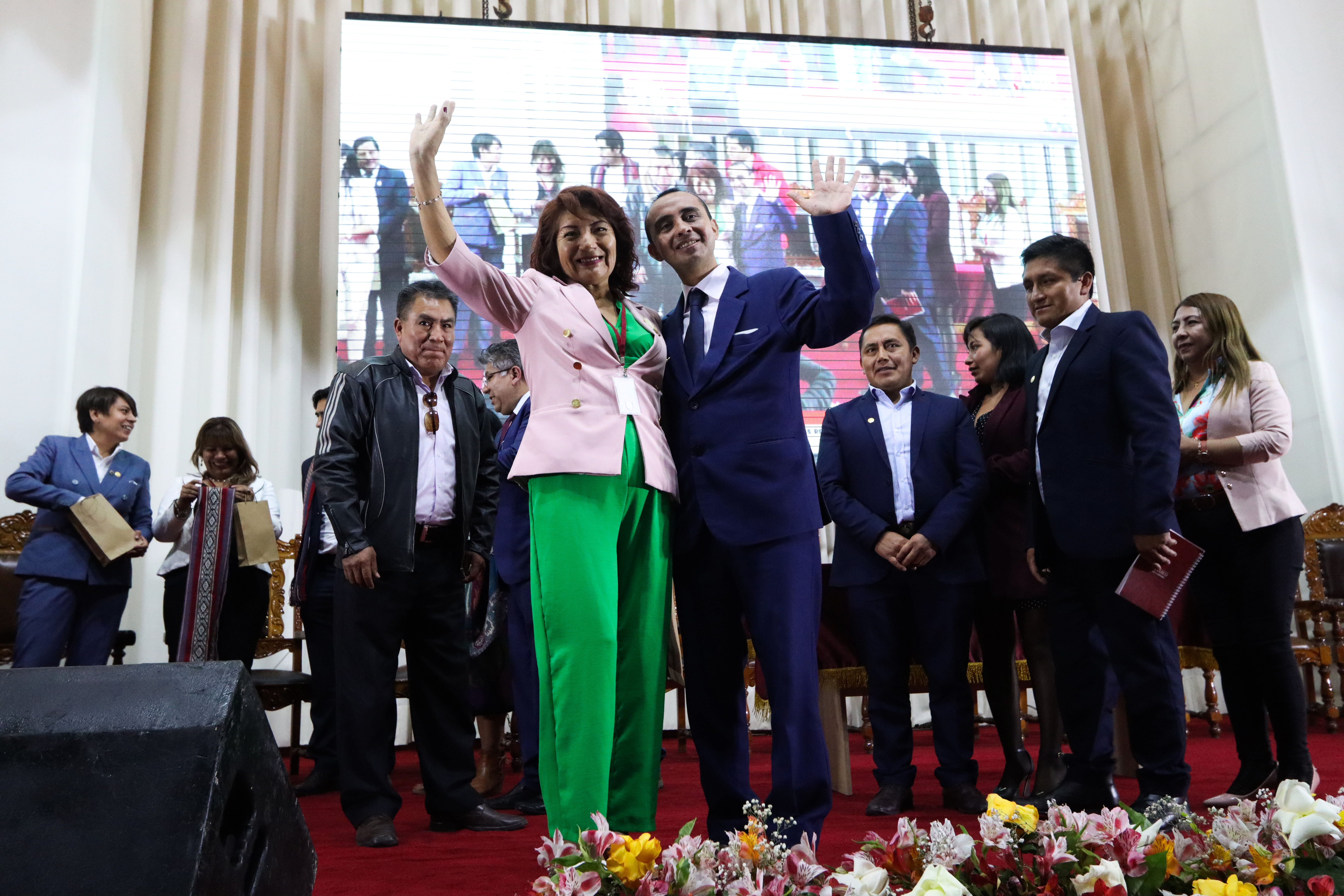 Gobernadora regional de Lima y su homólogo de Ancash