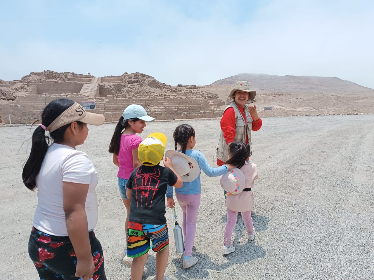 El Museo Pachacamac del Ministerio de Cultura, realizará este domingo 2 de abril a las 10:00 a.m., una visita guiada gratuita a las personas con autismo y sus familias