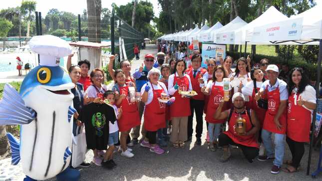 Más de 20 MYPE participan en primera feria “Perú Produce” en Villa El Salvador