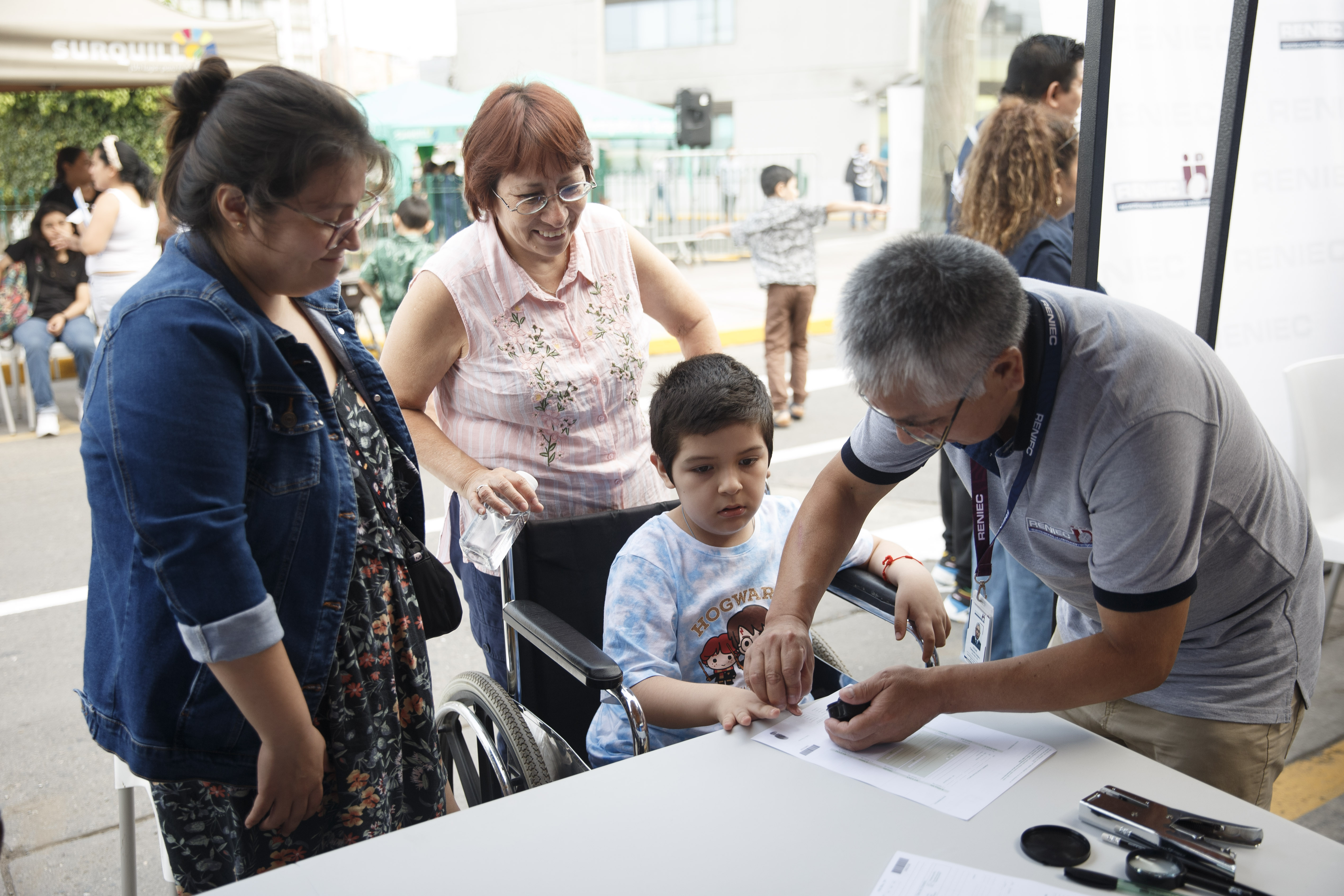 Ante una gran concurrencia de público, se realizaron las actividades en beneficio de nuestros vecinos.