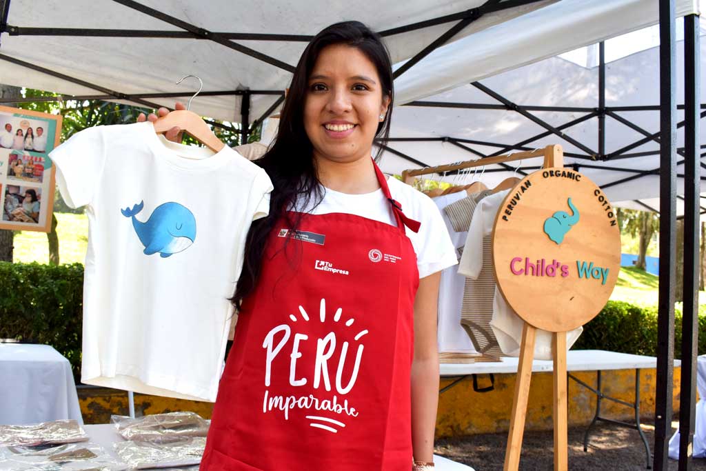 Empresaria MYPE participantes de la feria “Perú Produce” en Villa El Salvador