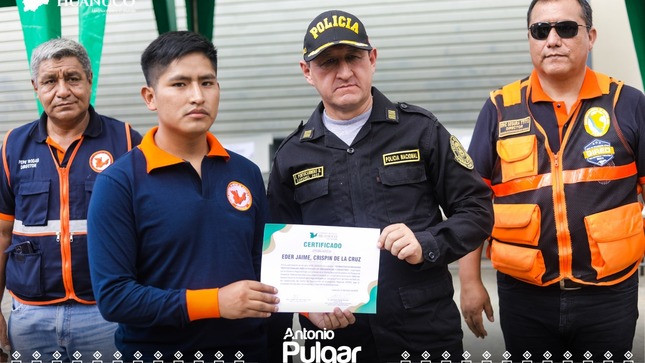 28 profesionales se graduaron como brigadistas para atender emergencia y desastres