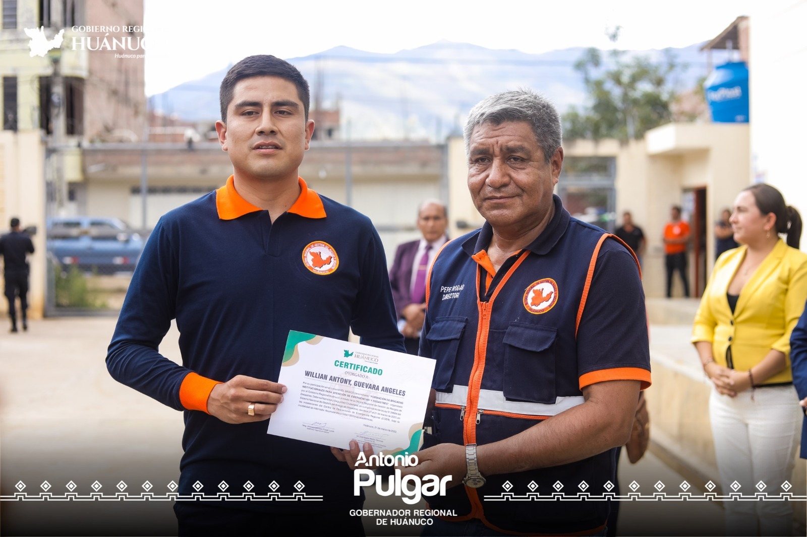 28 profesionales se graduaron como brigadistas para atender emergencia y desastres