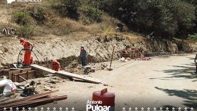 Mantenimientos rutinarios a vías departamentales de Huánuco