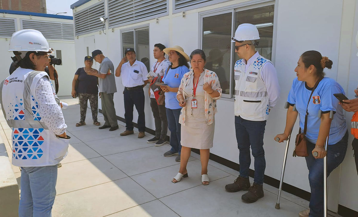 ¡Importante hito alcanzado! Escuelas Bicentenario entregó escuela temporal a la comunidad educativa de la IE San Felipe en Comas
