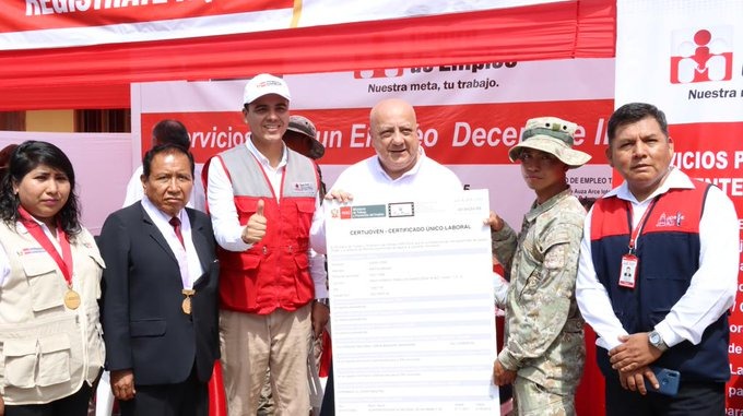 ministro Alfonso Adrianzén inaugura Feria del Empleo en la provincia de Jorge Basadre