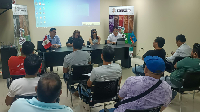 Reunión con sindicato de trabajadores
