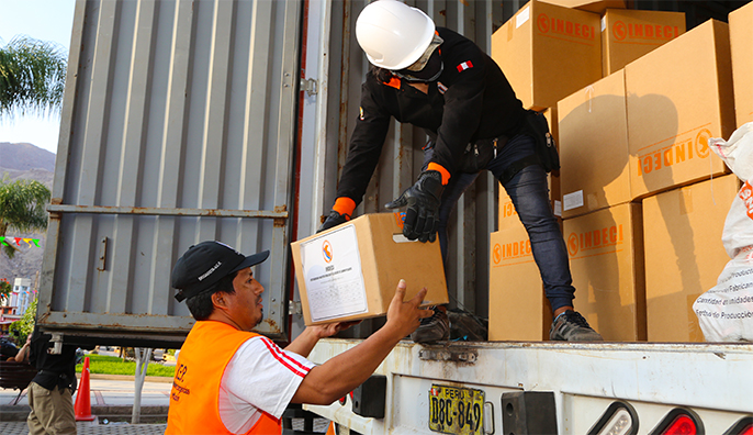 Gore Lima reparte cerca de 47 toneladas de ayuda humanitaria en zonas impactadas por huaicos y lluvias