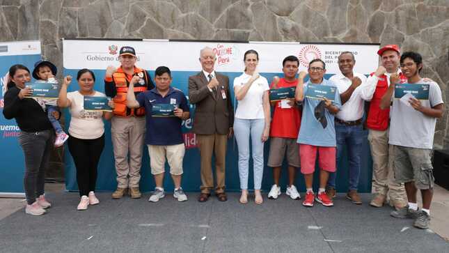 Ministerio de Vivienda supervisó entrega de primeros bonos de arrendamiento por emergencia a damnificados de Cieneguilla