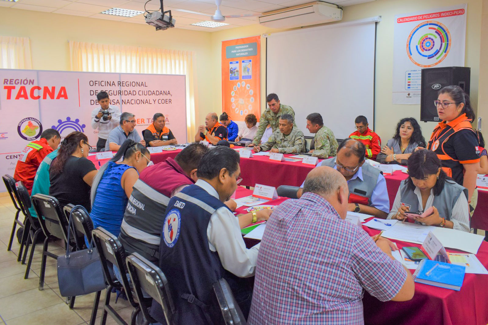 Autoridades participan del ejercicio en simulación regional de sismo seguido de tsunami