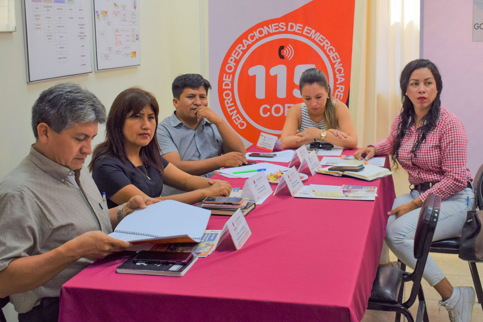 Autoridades participan del ejercicio en simulación regional de sismo seguido de tsunami