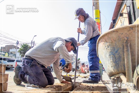 reducir los accidentes, tambiรฉn ayudan a disuadir a los conductores imprudentes y mejorar la seguridad en la zona.