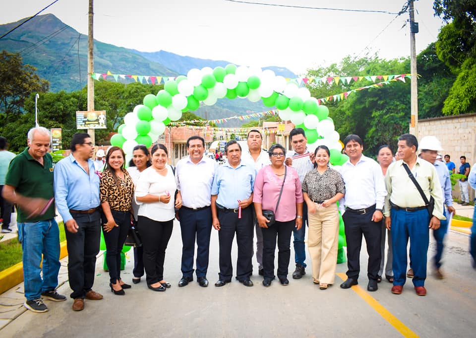 Inauguran asfaltado de vía principal de Macamango