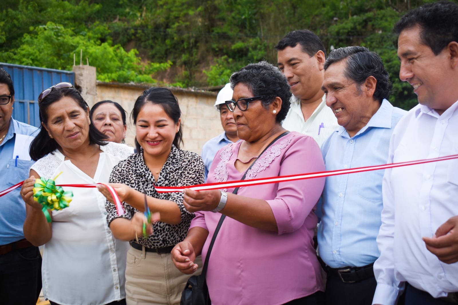 Inauguran asfaltado de vía principal de Macamango