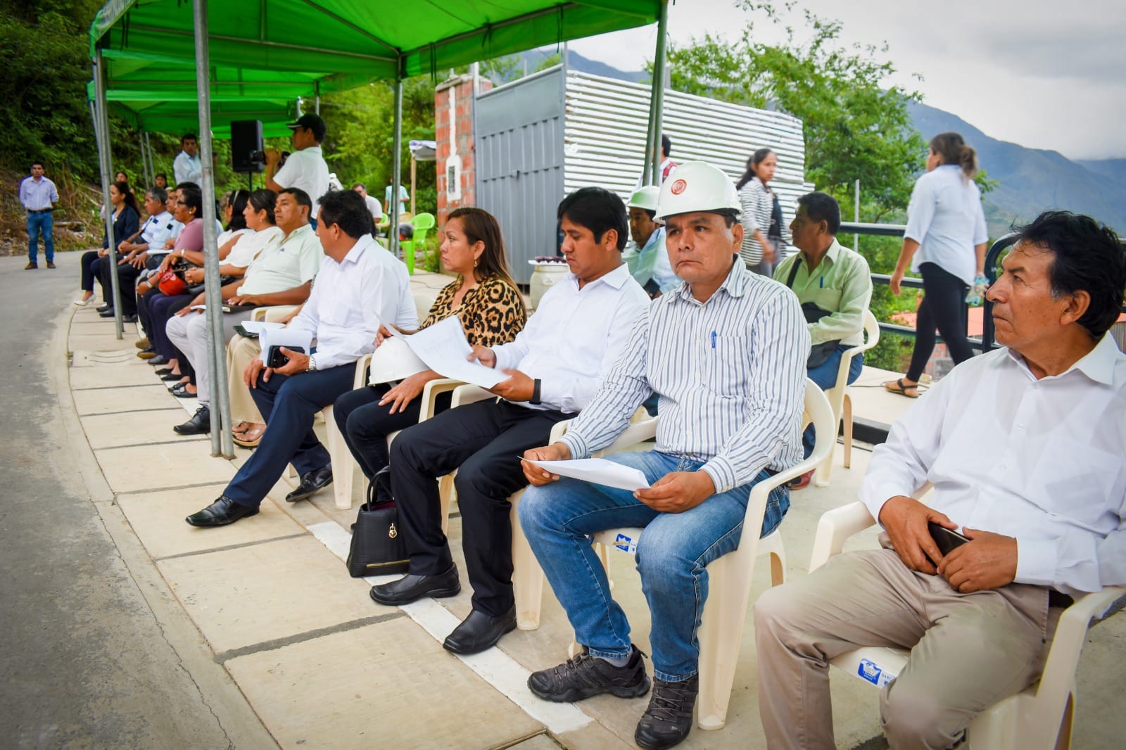 Inauguran asfaltado de vía principal de Macamango