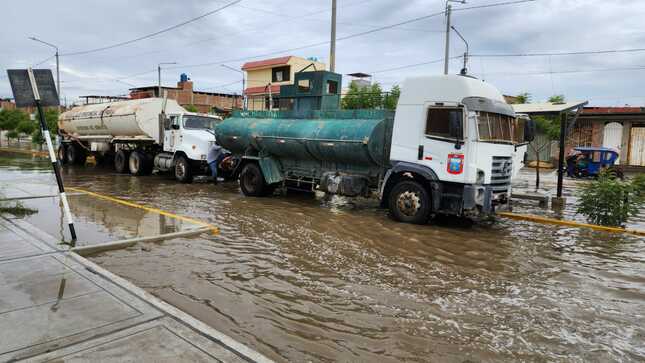 La maquinaria municipal trabaja en varios sectores de la ciudad luego de las lluvias